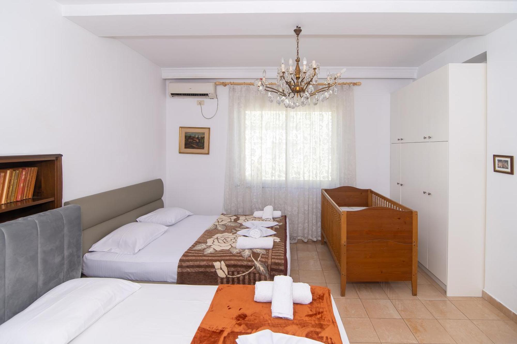 Vintage Blloku Apartment Тирана Экстерьер фото